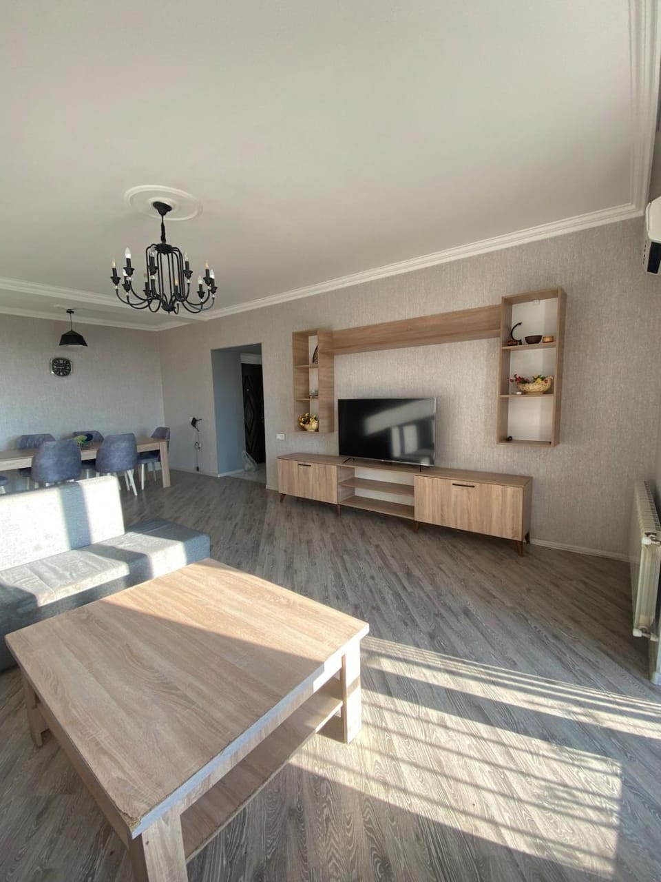 TV and multimedia, Living room, Seating area