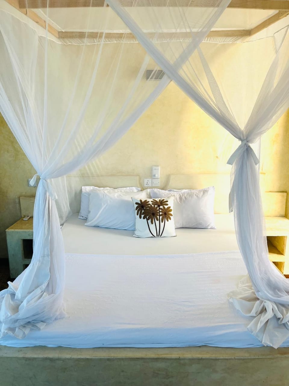 Bed, Decorative detail, Bedroom