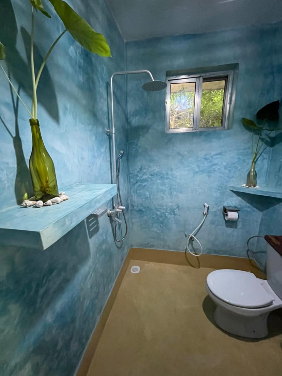 Shower, Toilet, Bathroom
