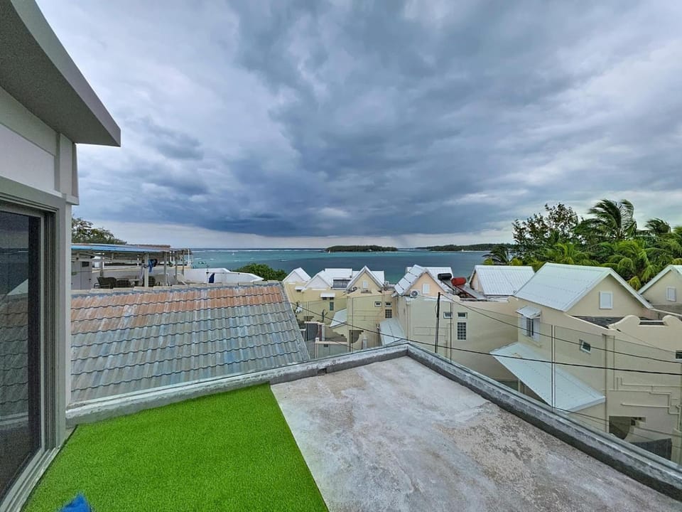 Patio, Day, Natural landscape, View (from property/room), Balcony/Terrace, Sea view, sunbed