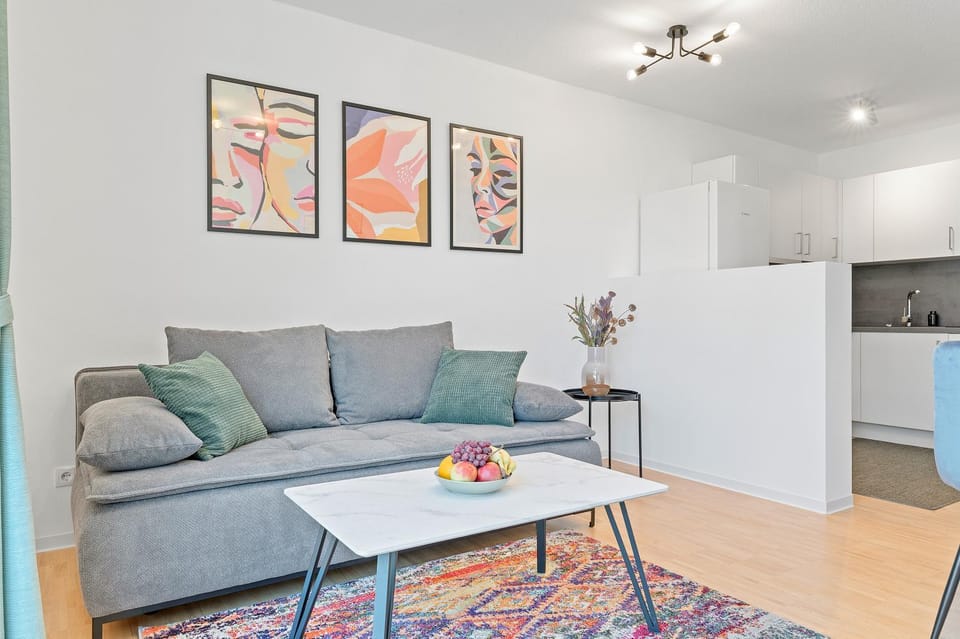 Kitchen or kitchenette, Living room, Seating area