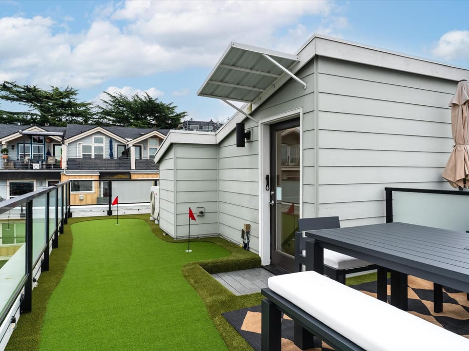 Minigolf, Balcony/Terrace
