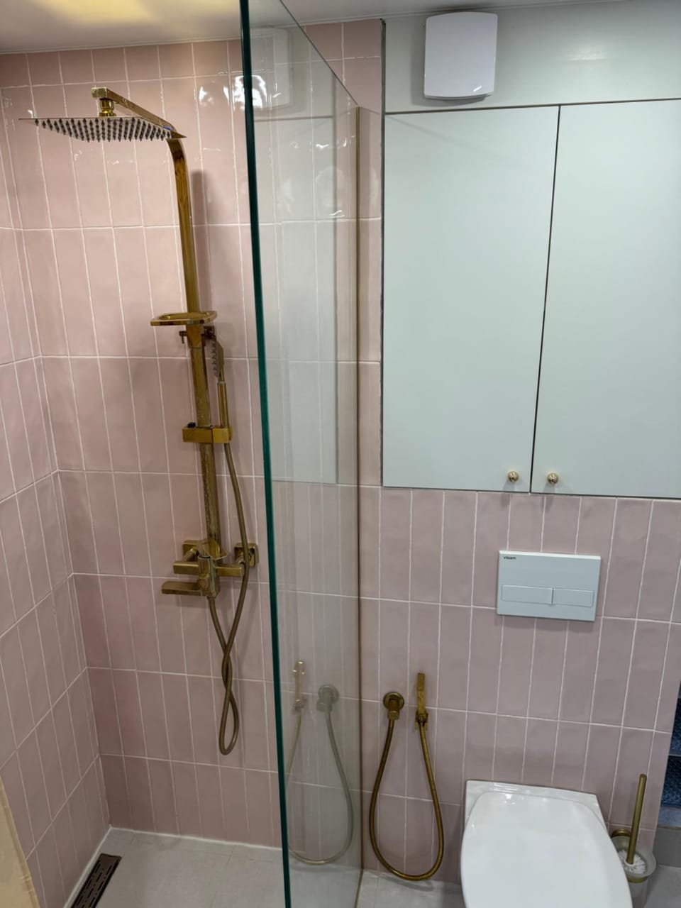 Shower, Toilet, Bathroom