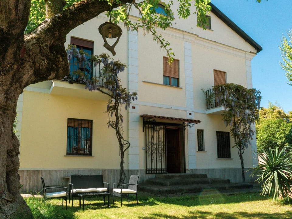 Property building, Garden, Garden view