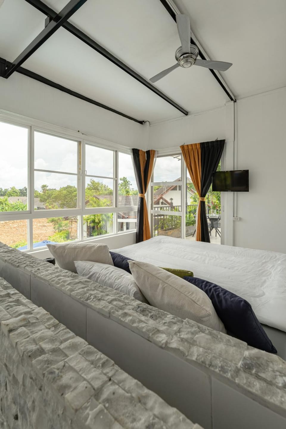 The Garden Escape Villa, Private Tropical Hideaway Villa in Rawai