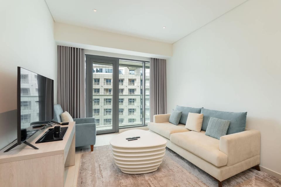 Free housekeeping visits during your stay - Stayshort - Prime 2 Bedroom Sleeps 4 in Palm Jumeirah Apartment in Dubai