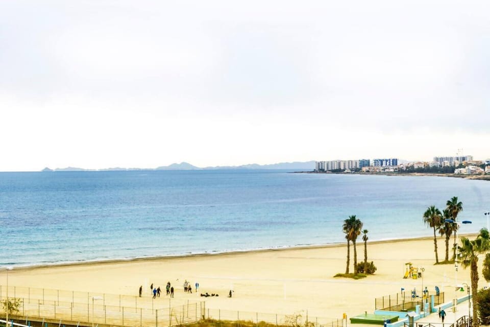 Atico Pink Beachfront Apartment in Torrevieja