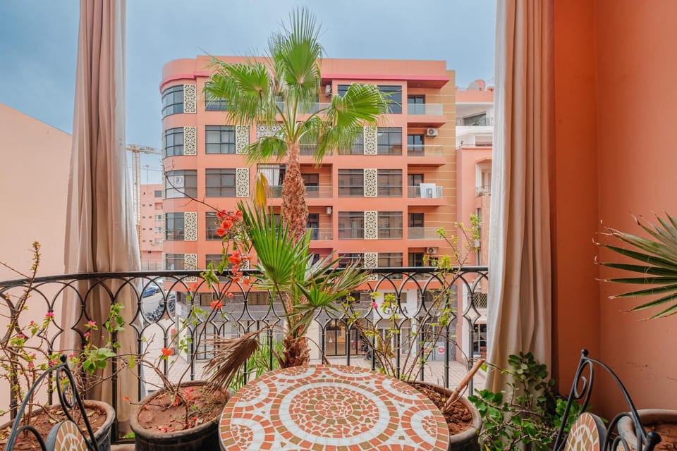 Property building, Patio, Day, View (from property/room), Balcony/Terrace, City view