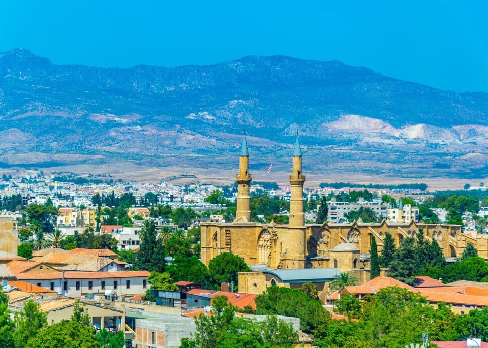 Nearby landmark, Day, Natural landscape, Bird's eye view, City view, Landmark view, Mountain view