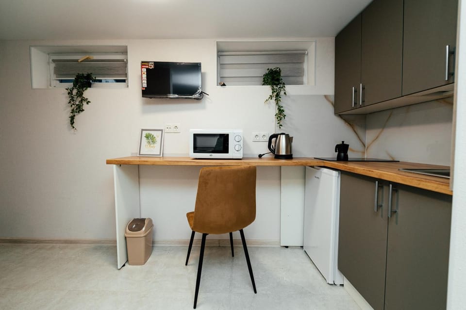 TV and multimedia, Coffee/tea facilities, Kitchen or kitchenette, Dining area