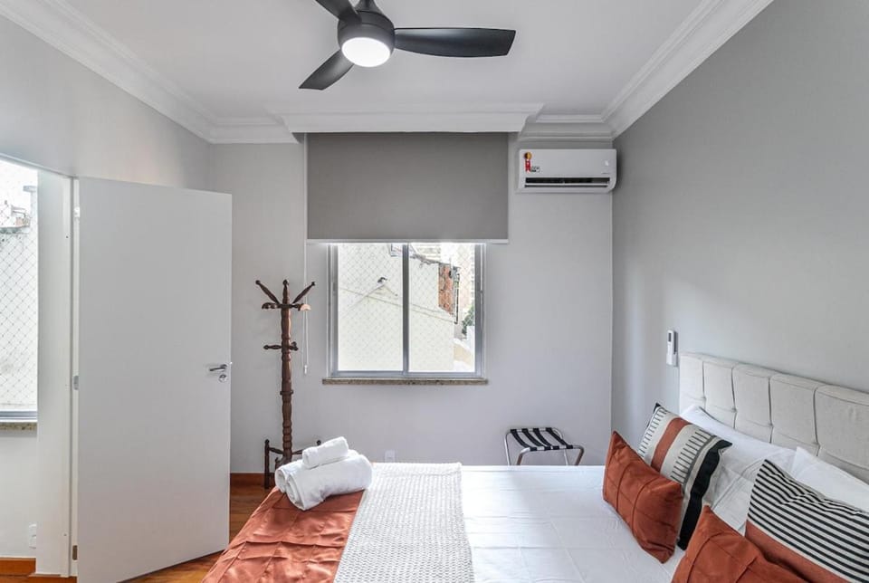 Cosme · Praia de Ipanema 4quartos: amplo, moderno Apartment in Rio de Janeiro