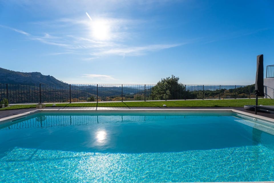 Garden, Swimming pool