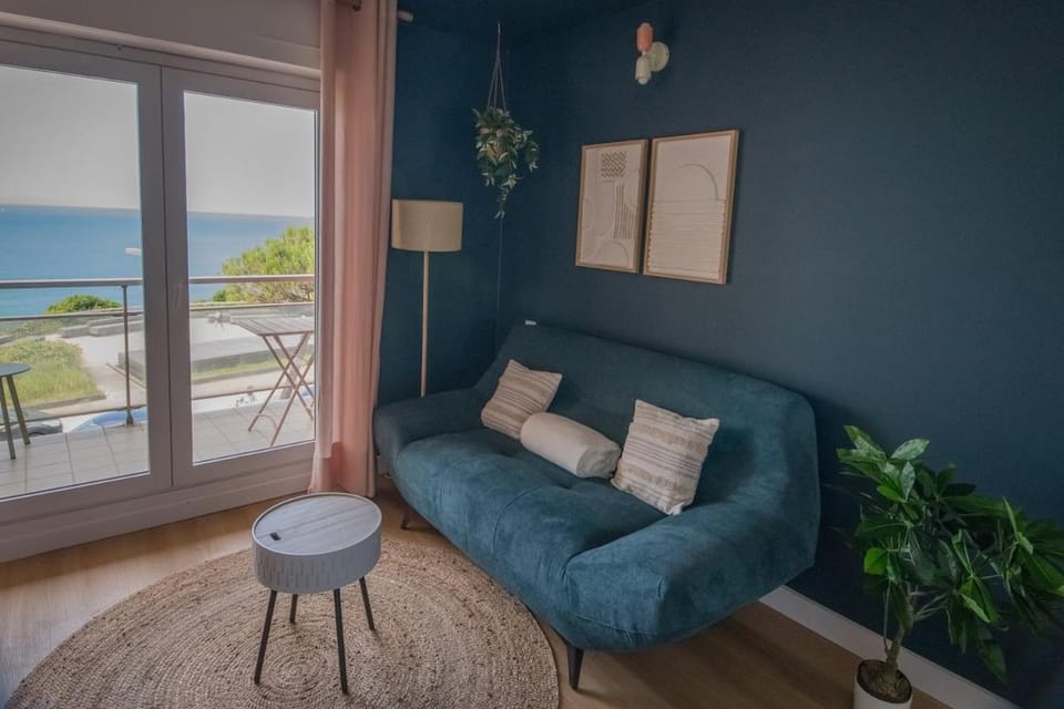 Living room, Seating area, Sea view