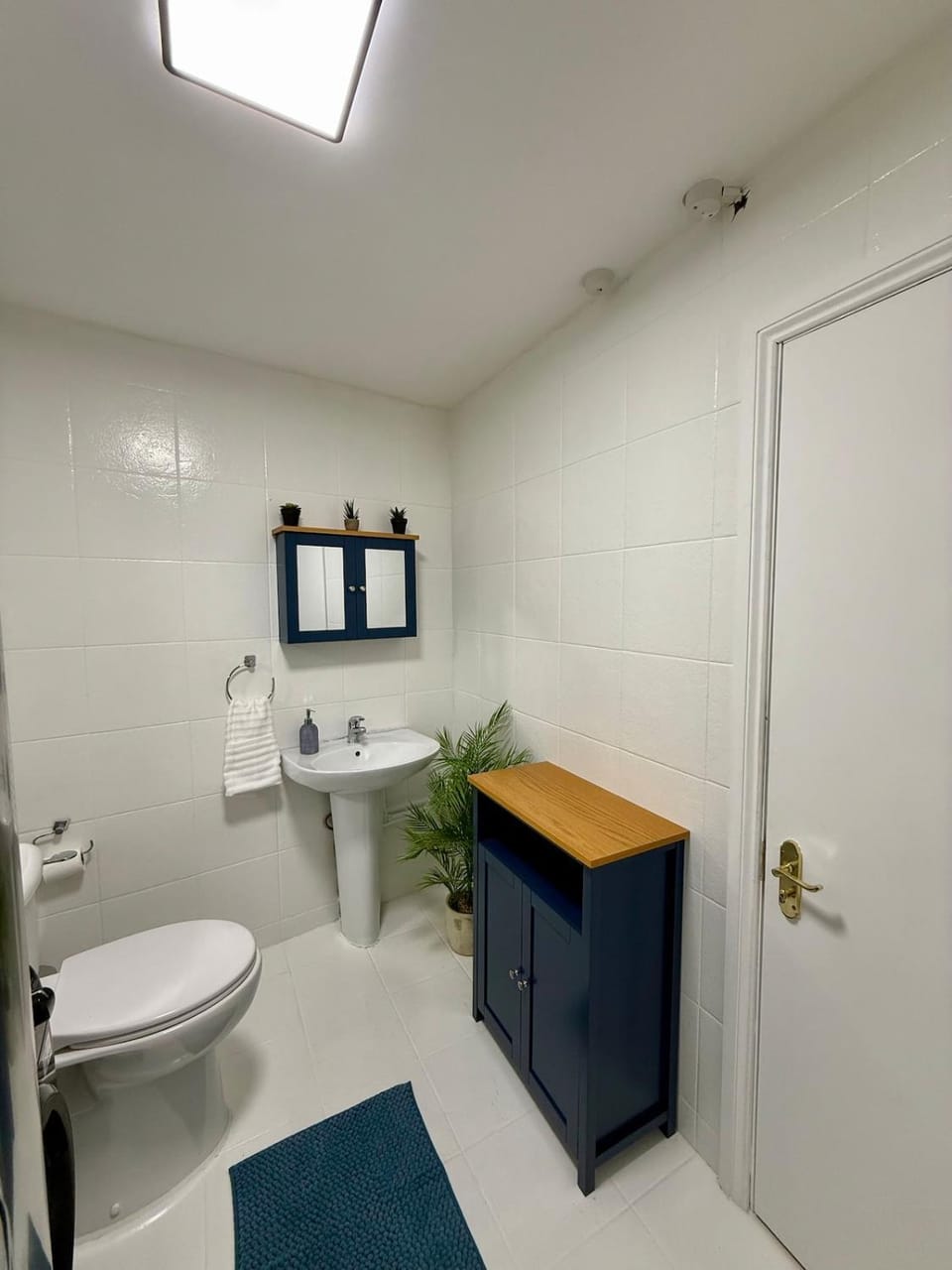 Elegant Studio with Everything You Need Apartment in Brentford