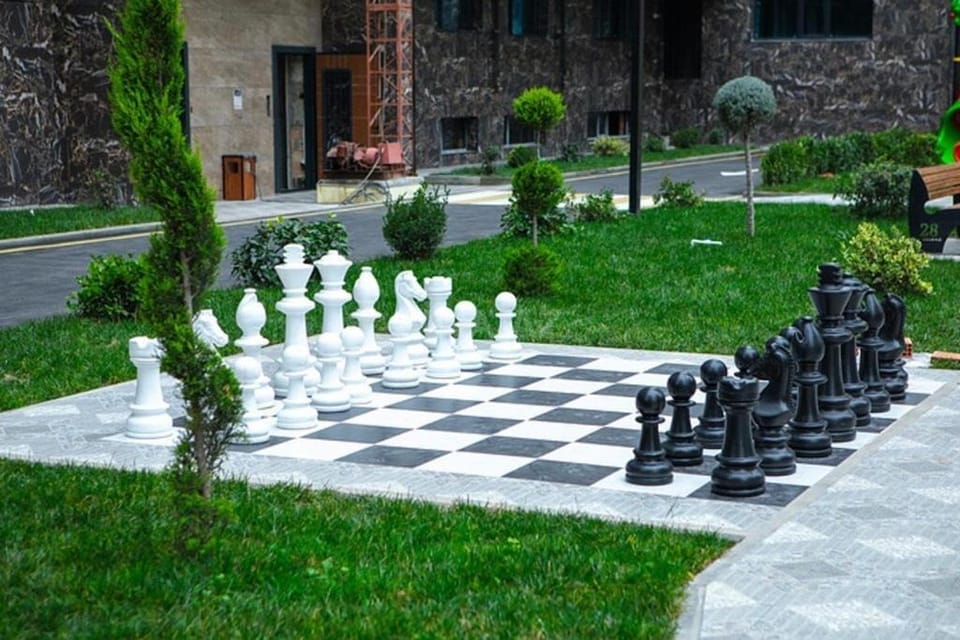 Cozy City Center Apartment, 28 May Metro Apartment in Baku