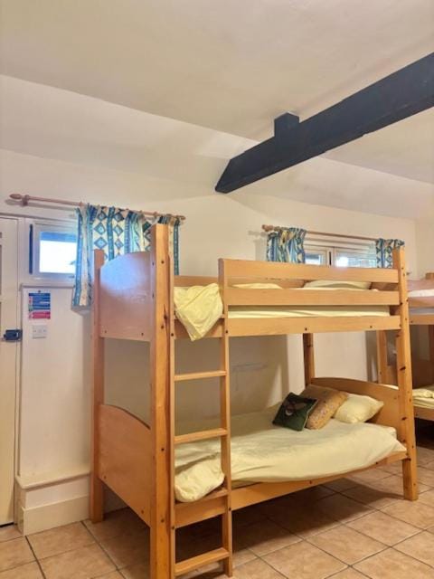 Bedroom, bunk bed