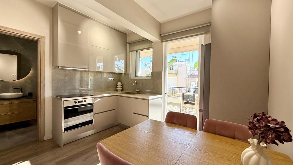 Kitchen or kitchenette, Area and facilities