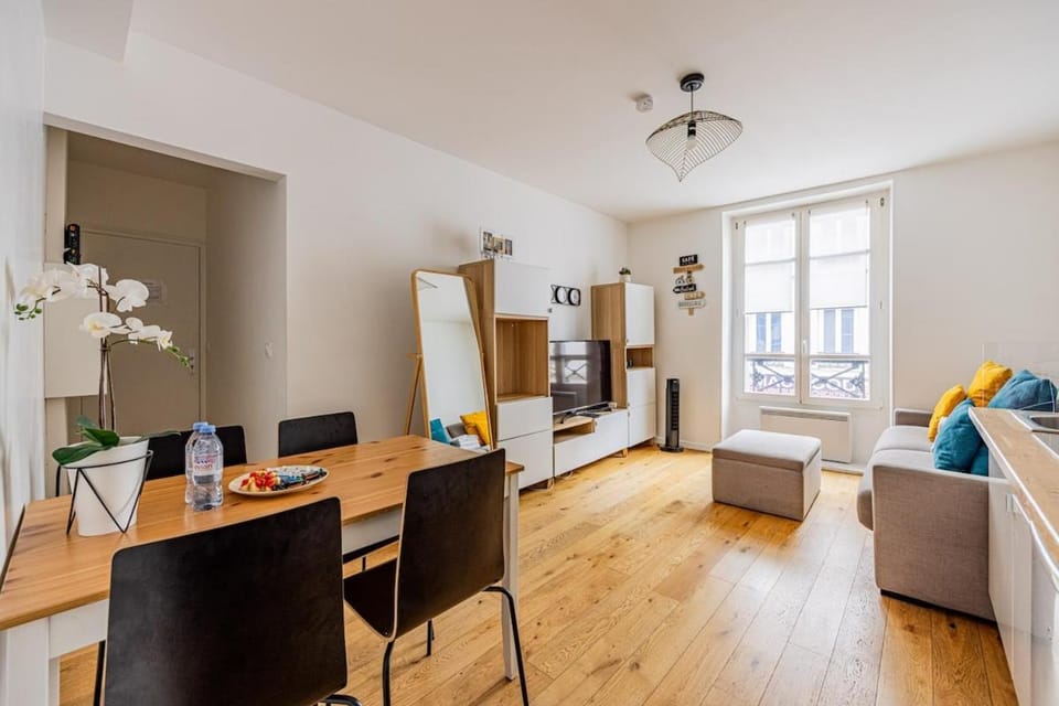Au coeur de Paris 1bedroom Bastille Paris 11 Apartment in Paris