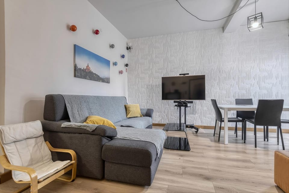 Communal lounge/ TV room, TV and multimedia