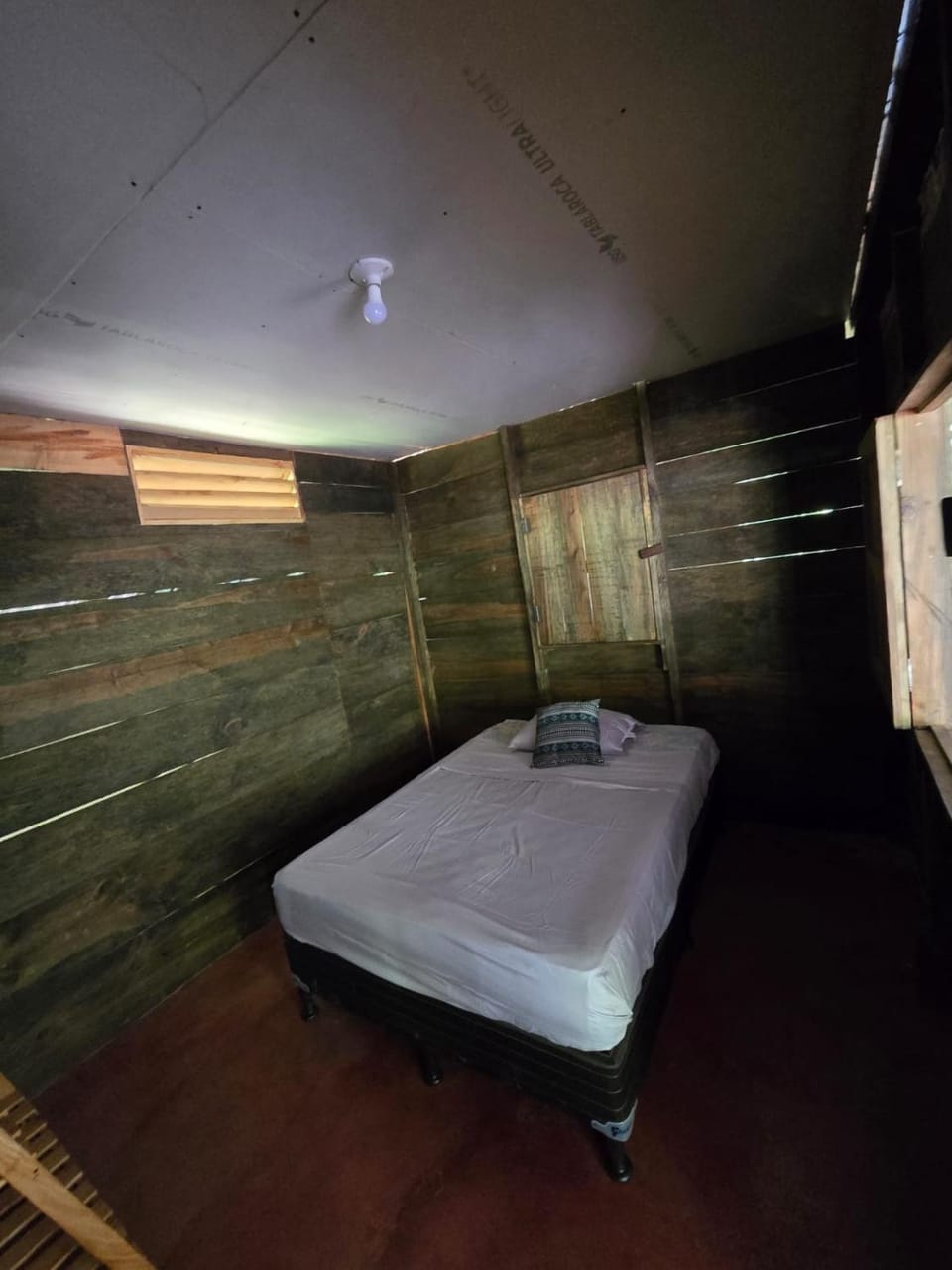 Rustik Cabaña House in Guatemala
