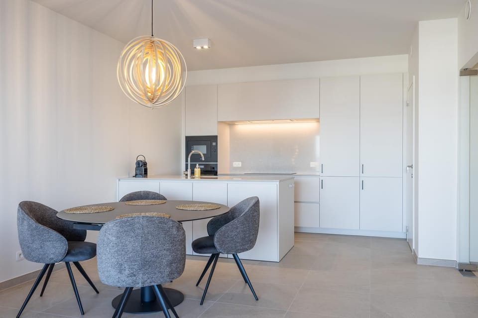 LECOMTE - The Shoreline Paradise 45 Apartment in Ostend