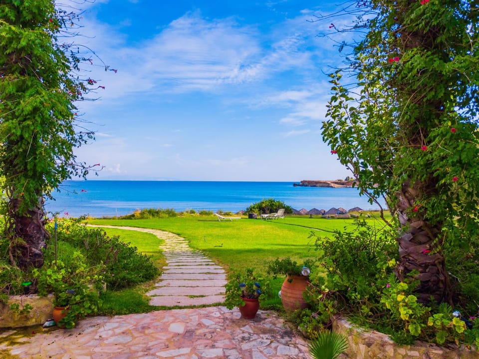 Garden, Beach