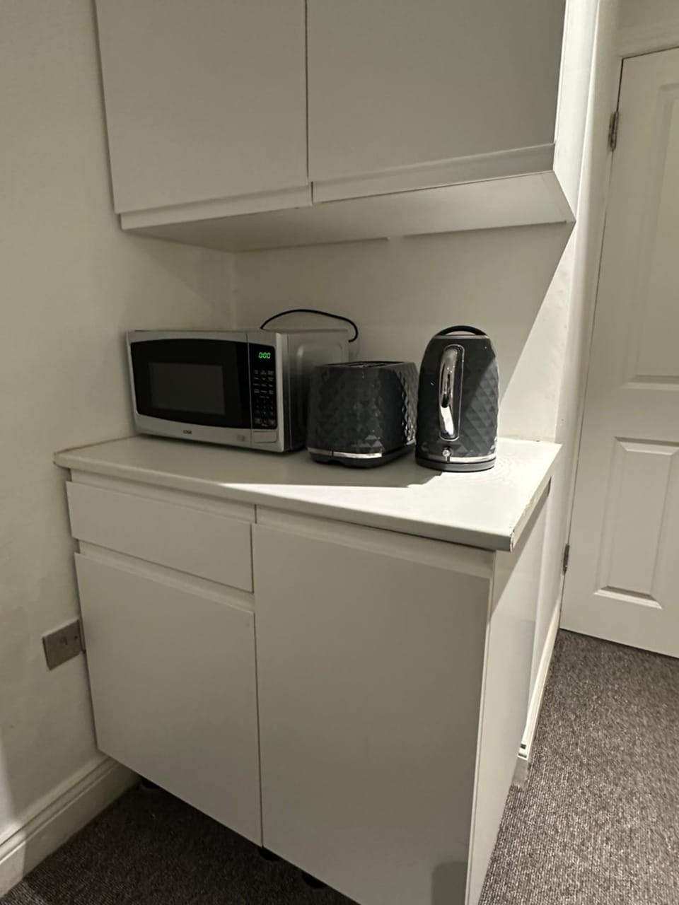 Coffee/tea facilities, Kitchen or kitchenette, toaster