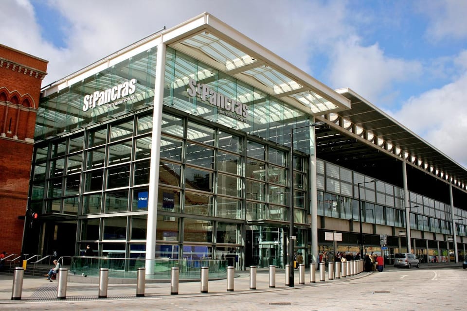 Property building, Location