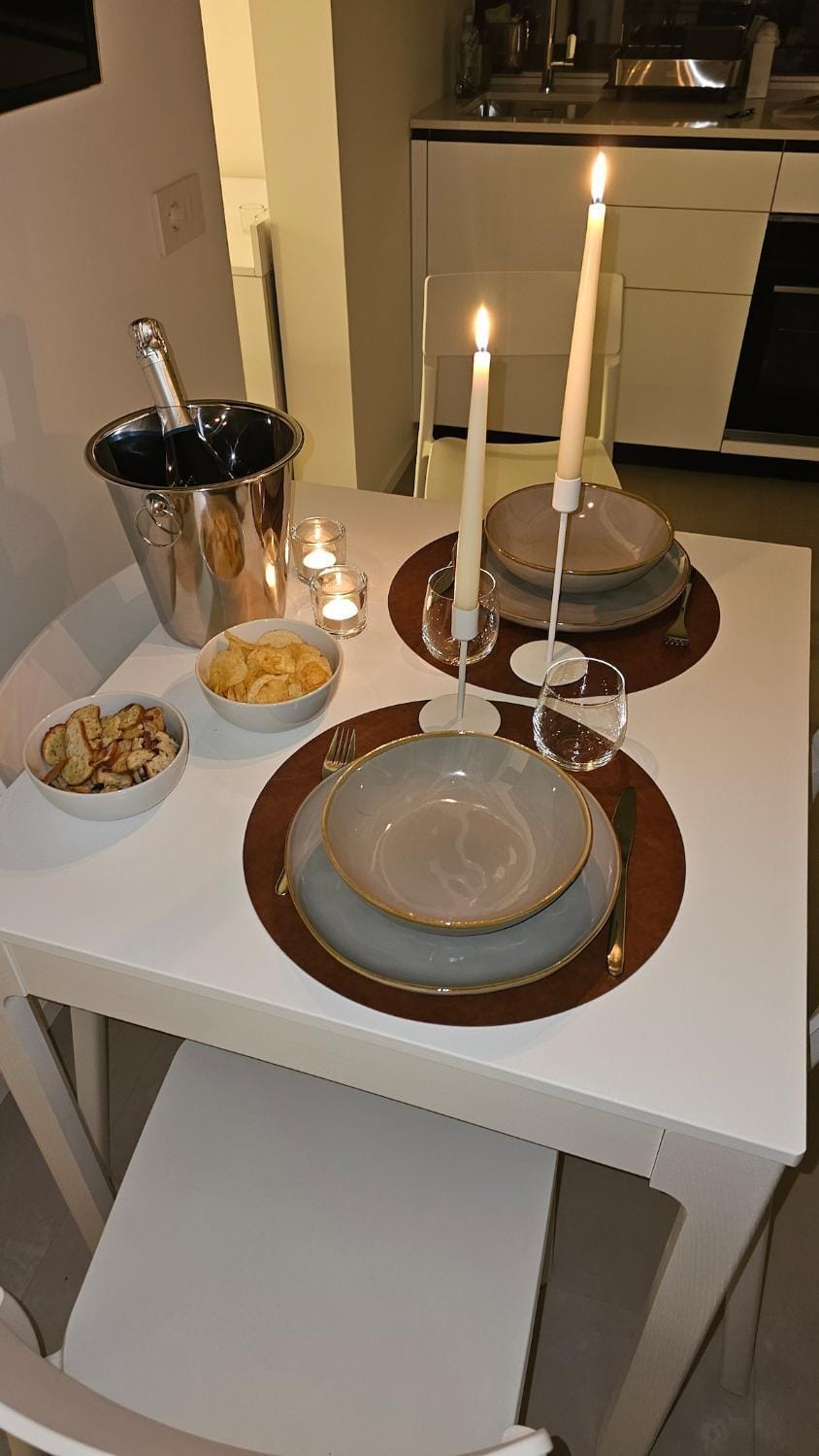 Food and drinks, Dining area