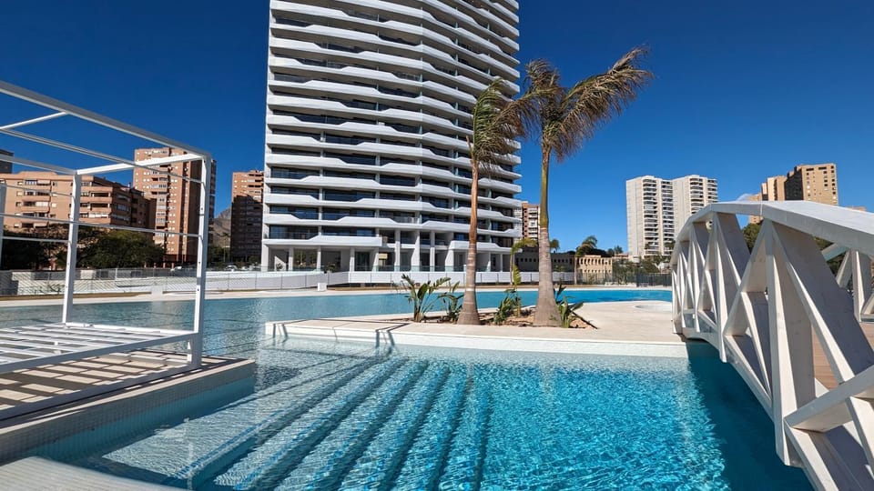 Property building, Swimming pool, Swimming pool
