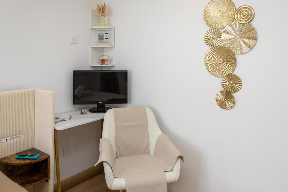 La Demeure du Soleil T2 cosy, Clim,Wifi, Castillet 15 min, parking facile Apartment in Perpignan