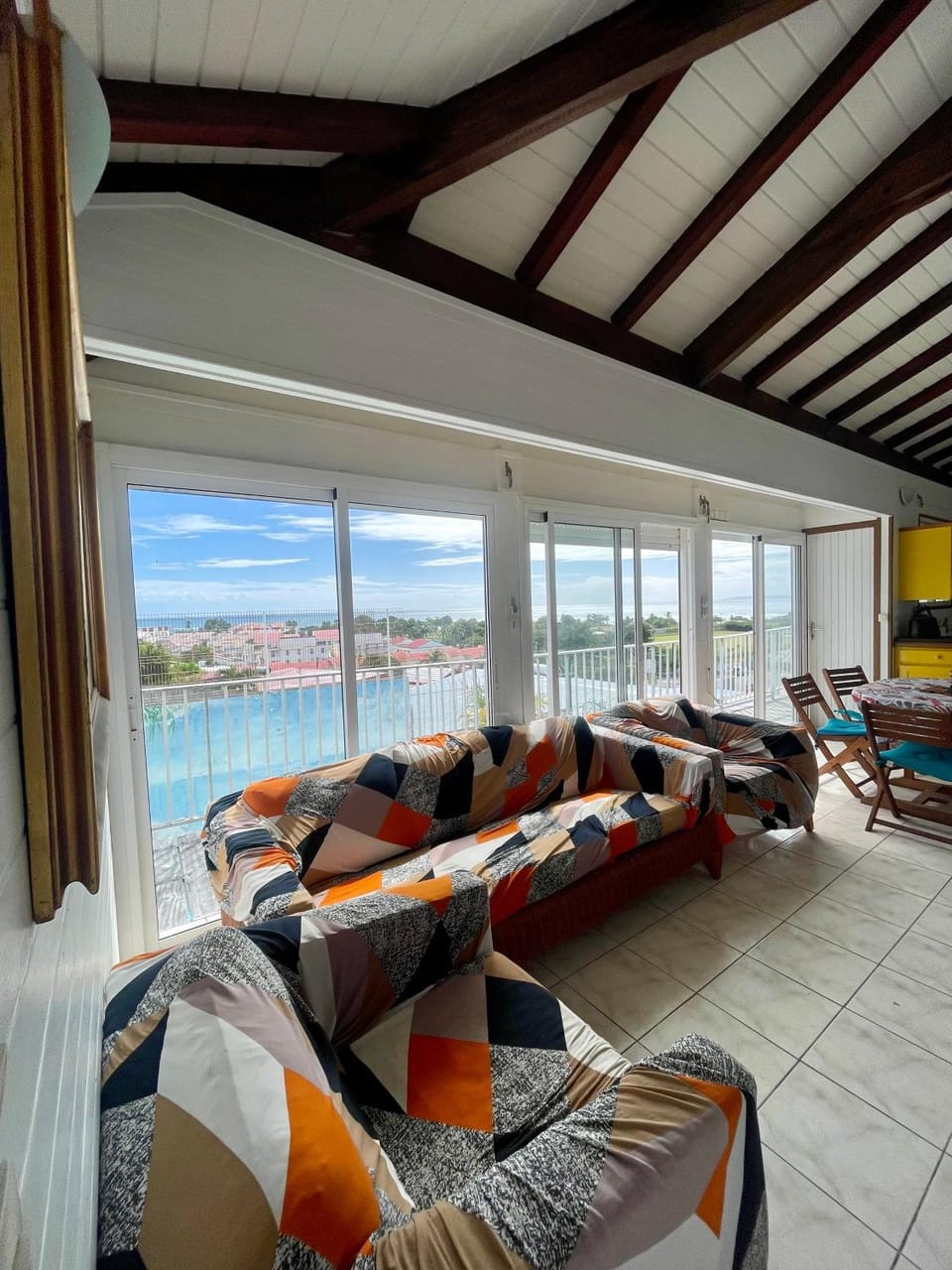 TV and multimedia, View (from property/room), Balcony/Terrace, Living room, Seating area
