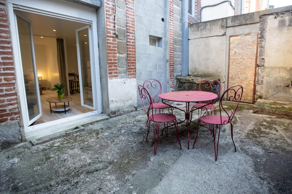 Patio, Balcony/Terrace