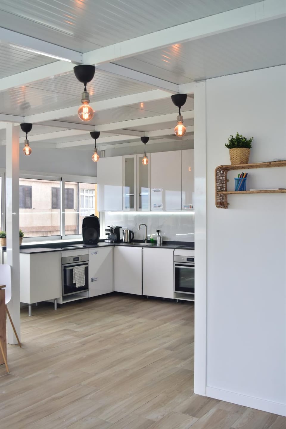 Communal kitchen, kitchen