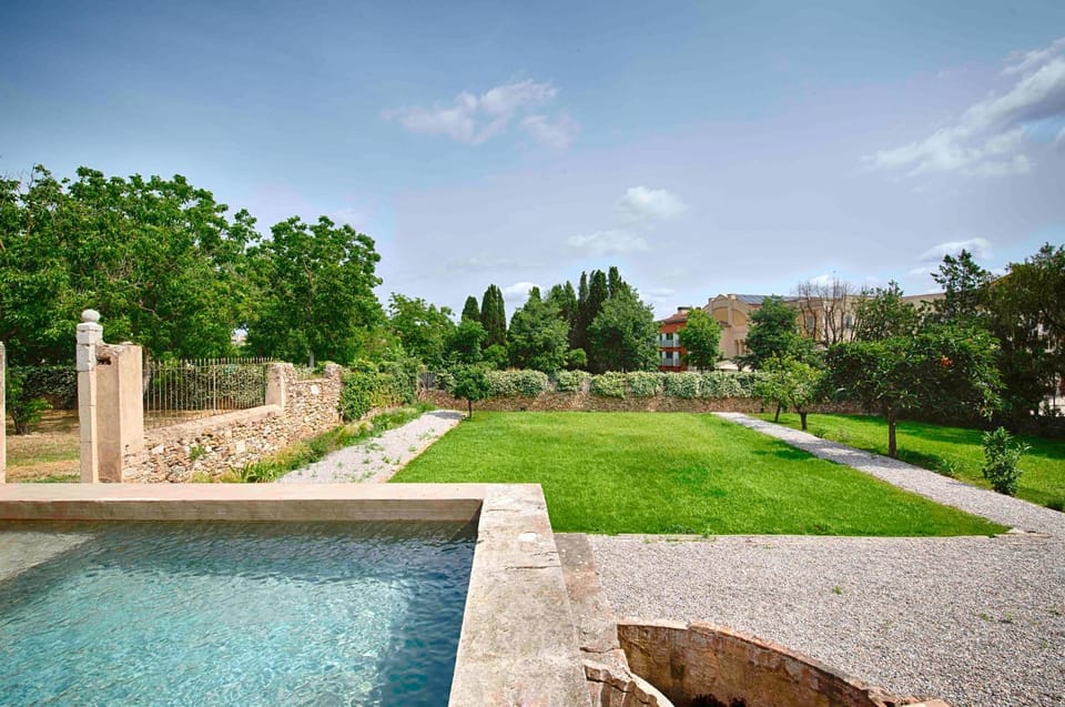 Spring, Day, Summer, Garden, Garden, View (from property/room), On site, Garden view, Pool view, Swimming pool