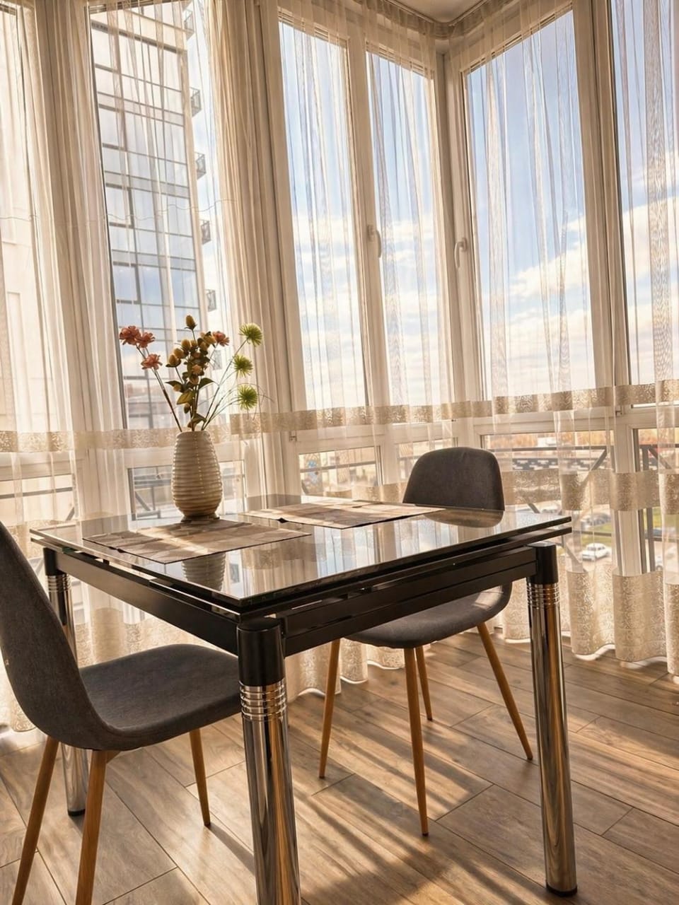 VIP Atlant Royal Apartments НОВОБУДОВА ТЦ Депот Дуже чисто! Apartment in Romania