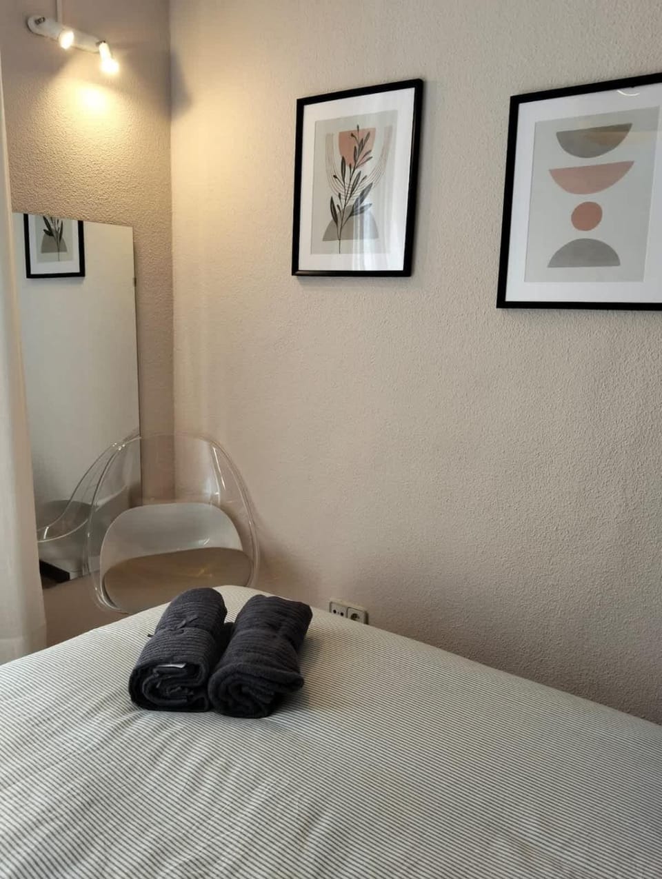 Santa Isabel Street, Private rooms Hostel in Centro