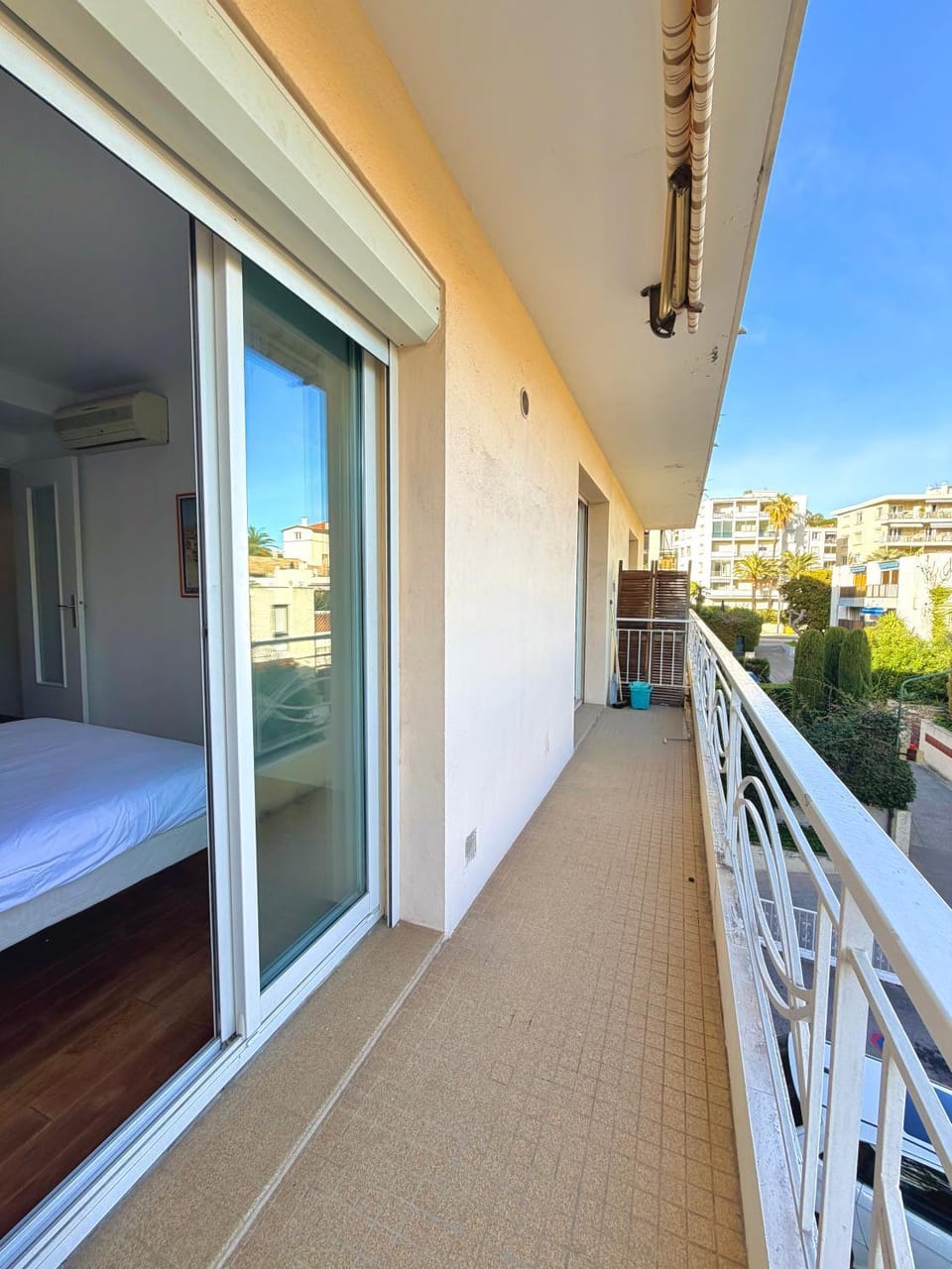 VERCORS next to the Sea & Beach Apartment in Cannes