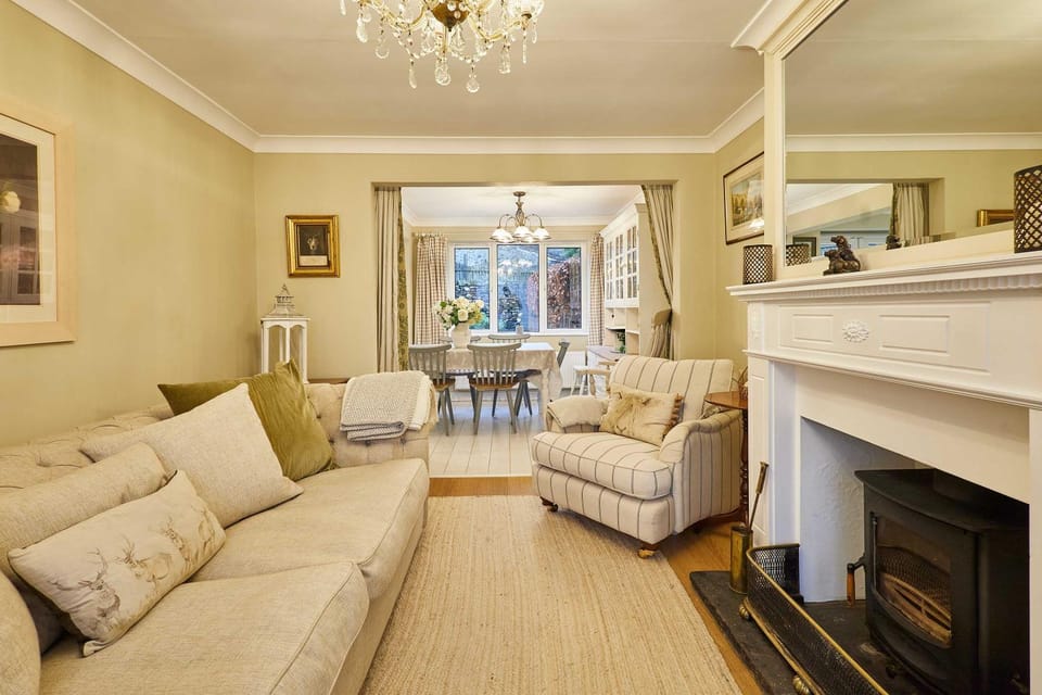 Living room, Seating area