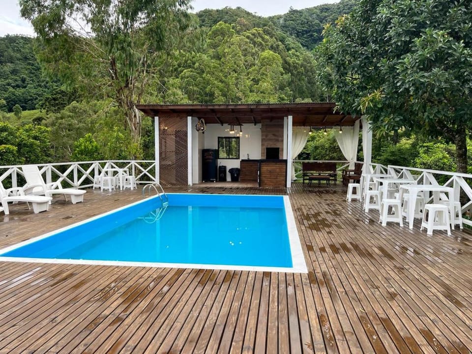 Casa de Campo com Piscina até 10 Hóspedes House in State of Santa Catarina