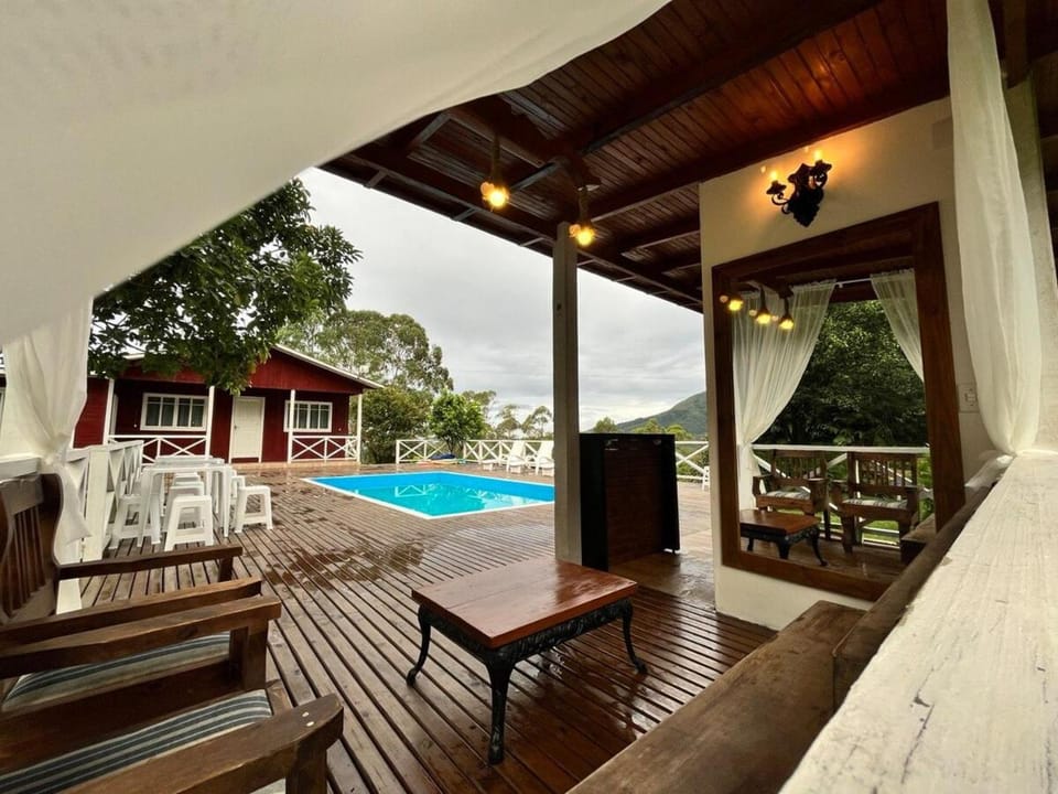 Casa de Campo com Piscina até 10 Hóspedes House in State of Santa Catarina