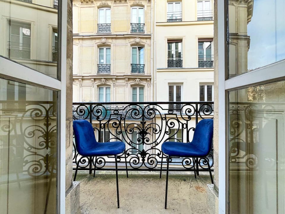 UrbanFlat 61 - 3 Bedrooms Apartment Center of Paris Apartment in Paris