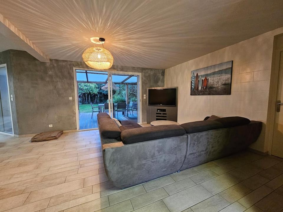 Lola, Maison Cosy, Charme, Jardin, Wifi, Parking Apartment in La Rochelle