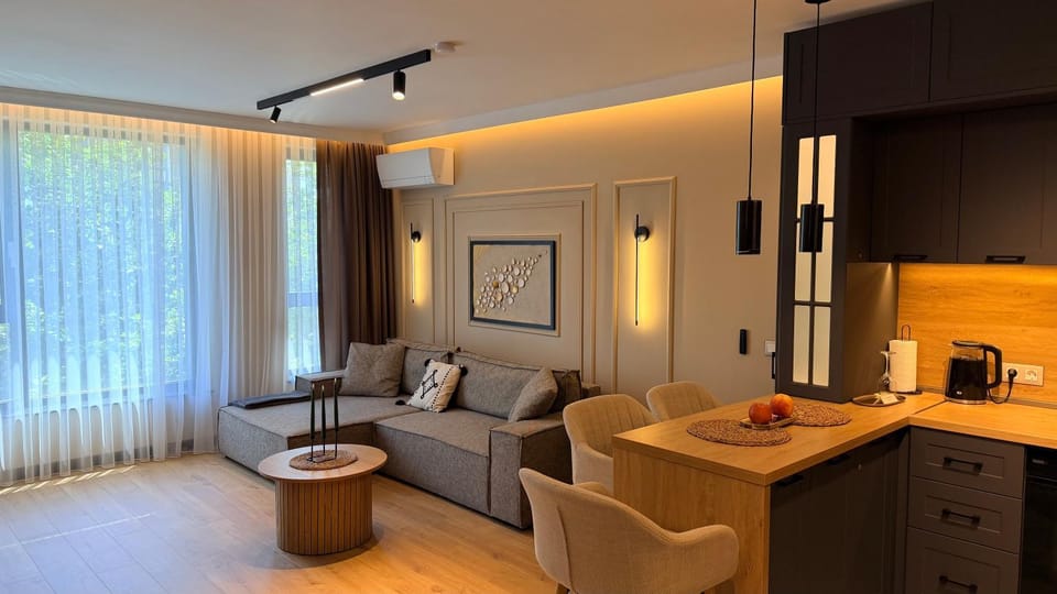 Living room, Seating area