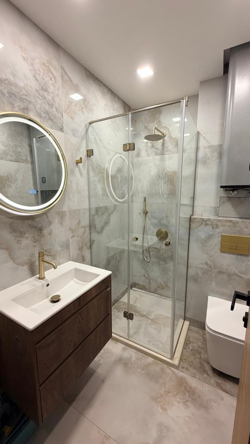Shower, Toilet, Bathroom