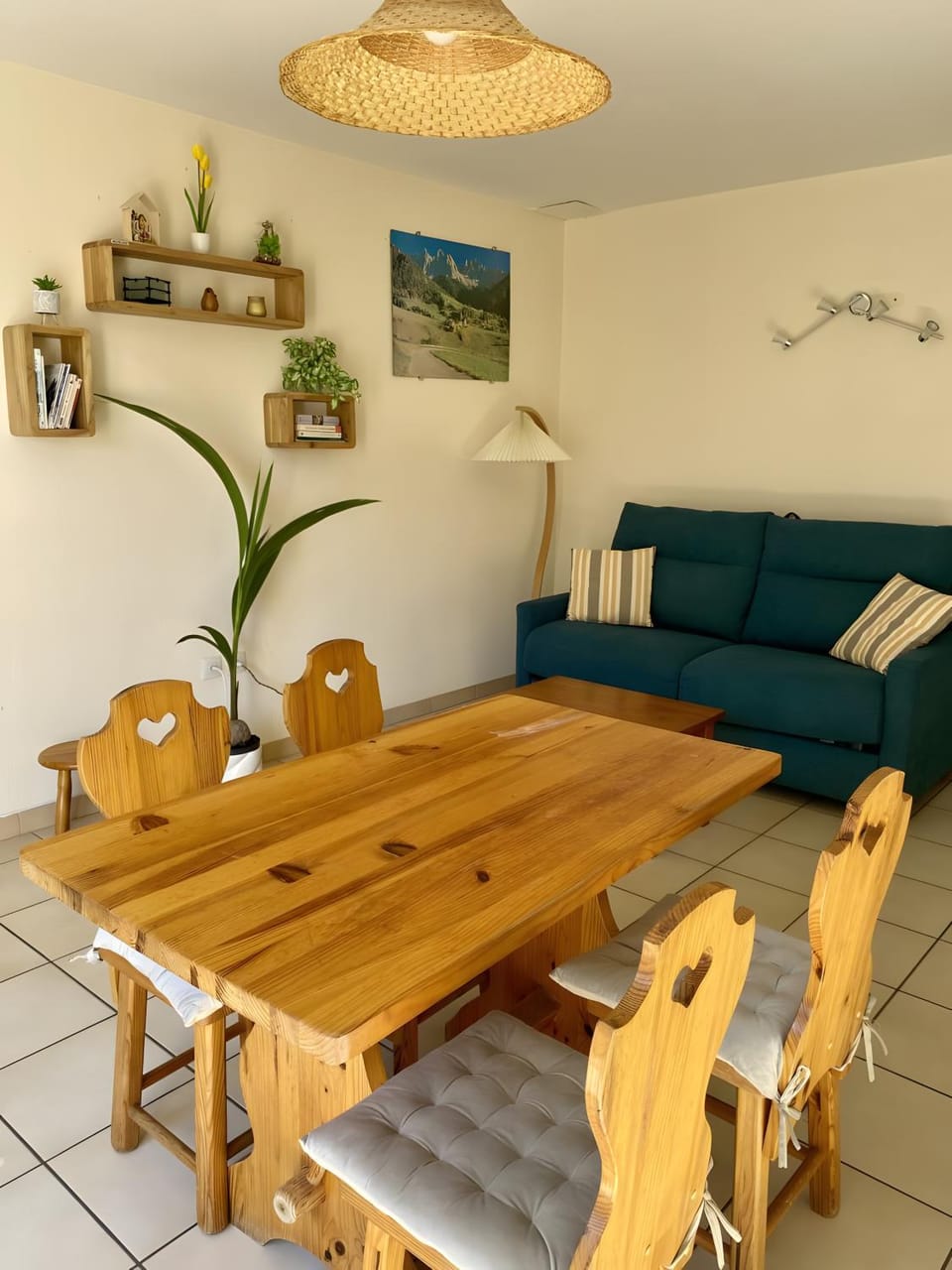 Property building, Living room