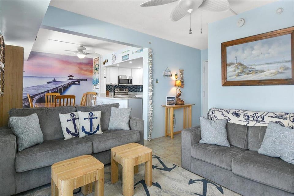 Fantastic Ocean View and Outdoor Pool, 1 Bedroom! House in Ocean City