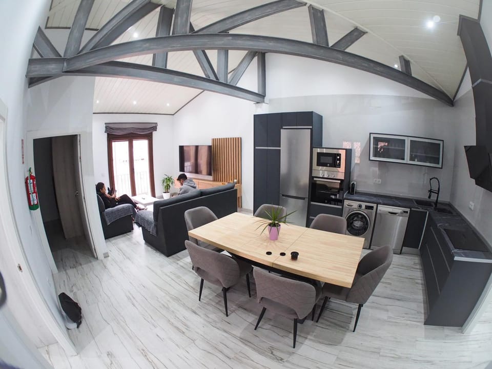TV and multimedia, Living room, Dining area, kitchen