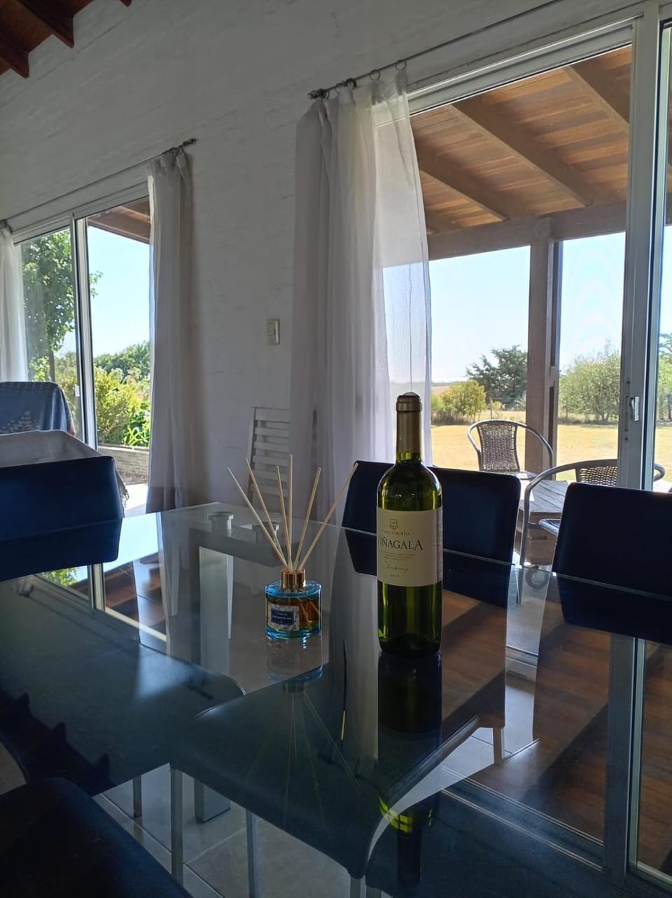 Casa cerca del centro con estufa a leña, parrilla vista al río House in Uruguay