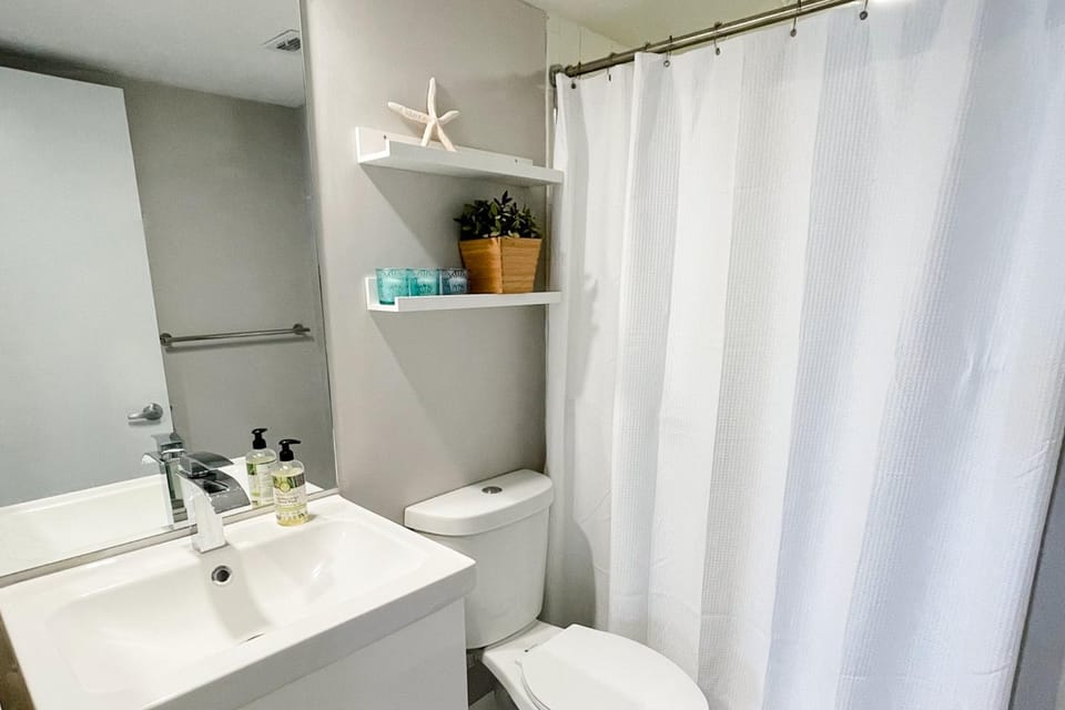 Bathroom, Bath